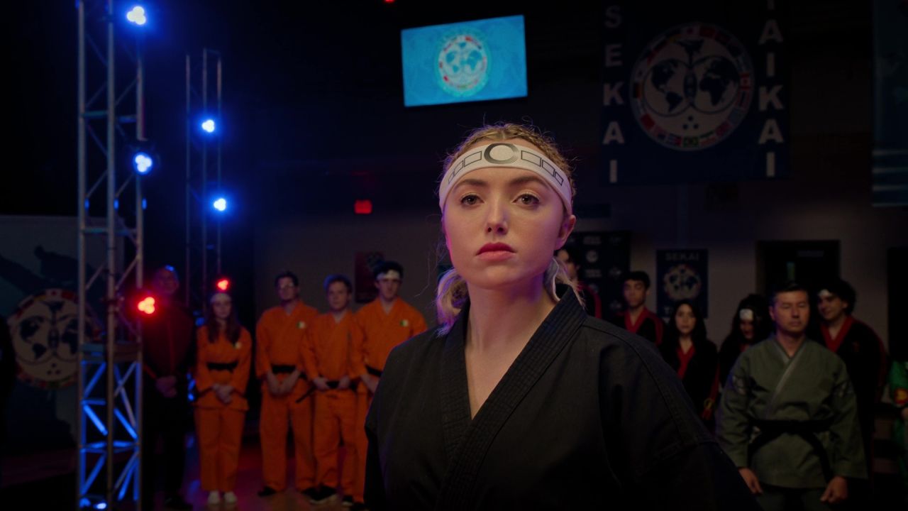 Cobra Kai S E : Skeletons Mary Mouser Peyton List