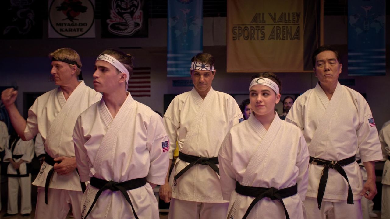 Cobra Kai S E : Skeletons Mary Mouser Peyton List