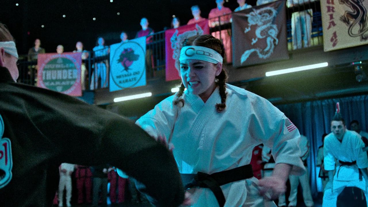 Cobra Kai S E : Skeletons Mary Mouser Peyton List