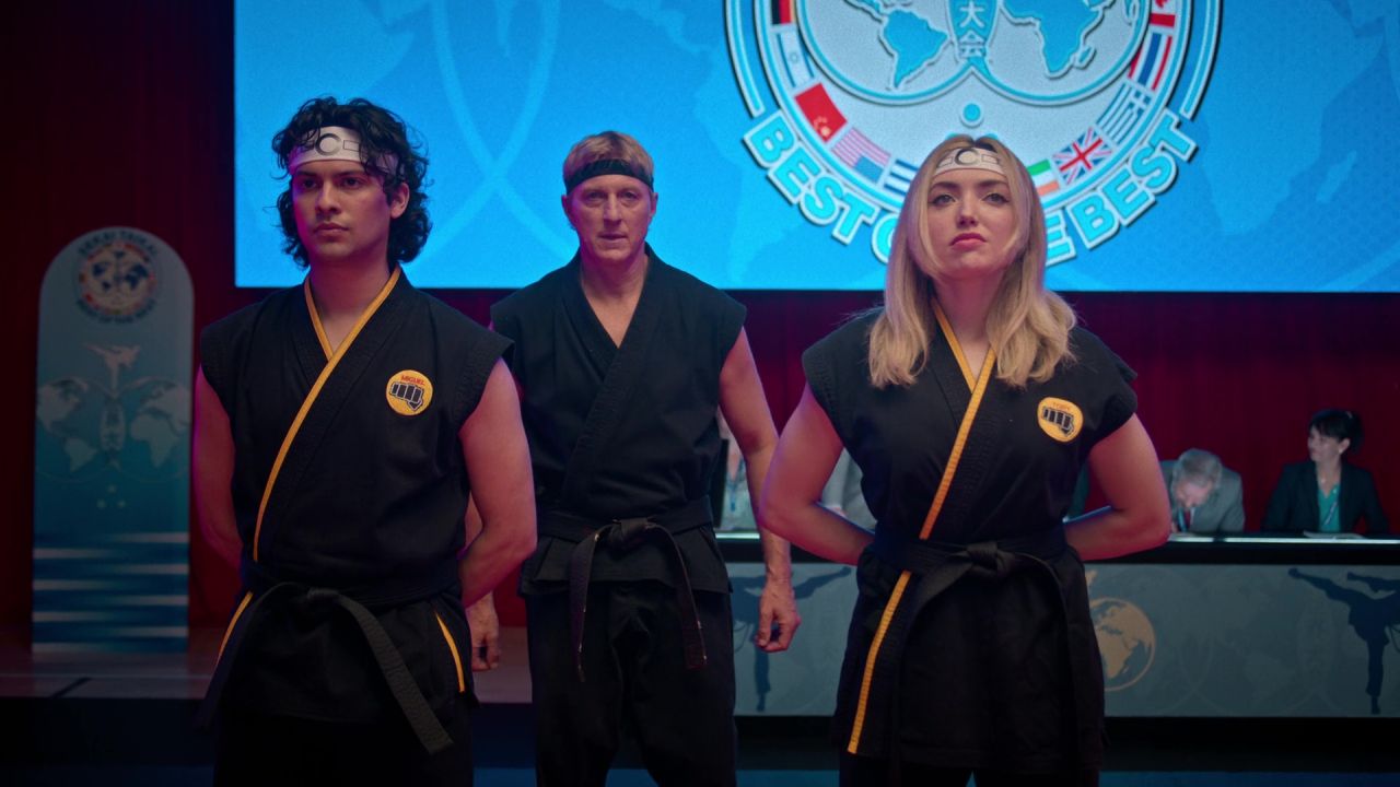 Cobra Kai S E : Skeletons Mary Mouser Peyton List