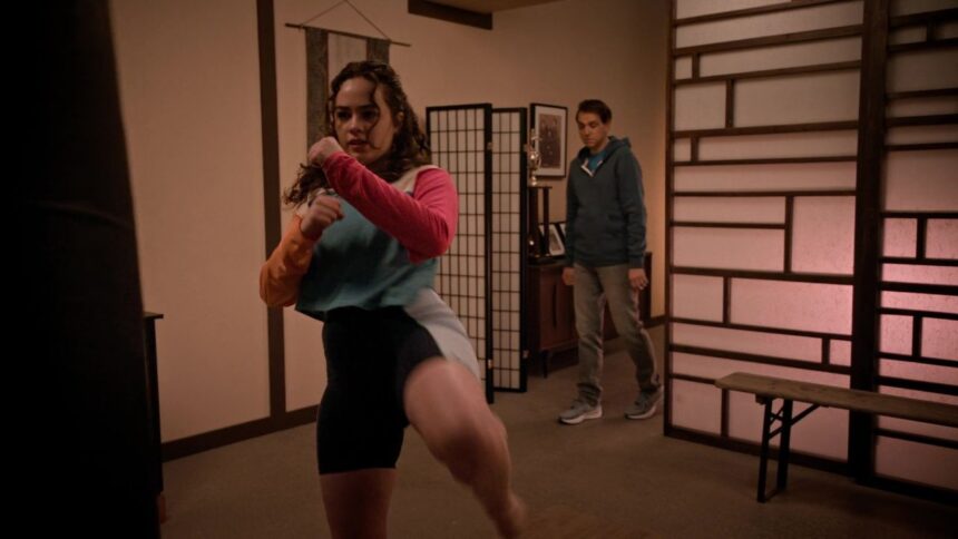 Cobra Kai S E : Skeletons Mary Mouser Peyton List