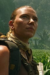 scarlett johansson in jurassic world rebirth