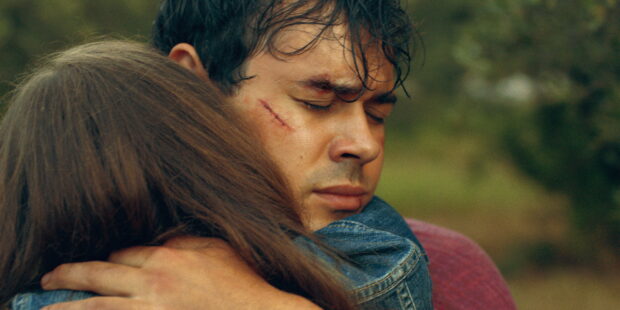 Brad Hugs Gorgo